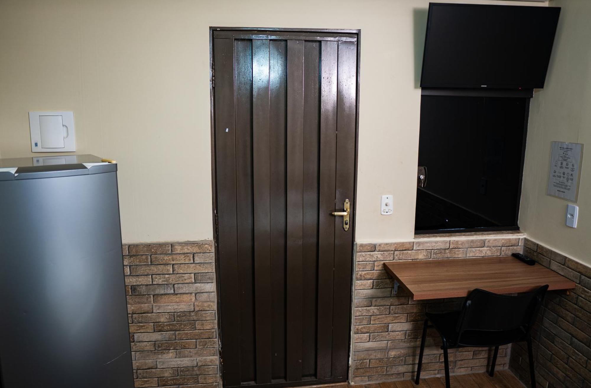 Hotel Nixon Proximo, Rodoviaria, Prefeitura E A Matriz Central Itaí エクステリア 写真
