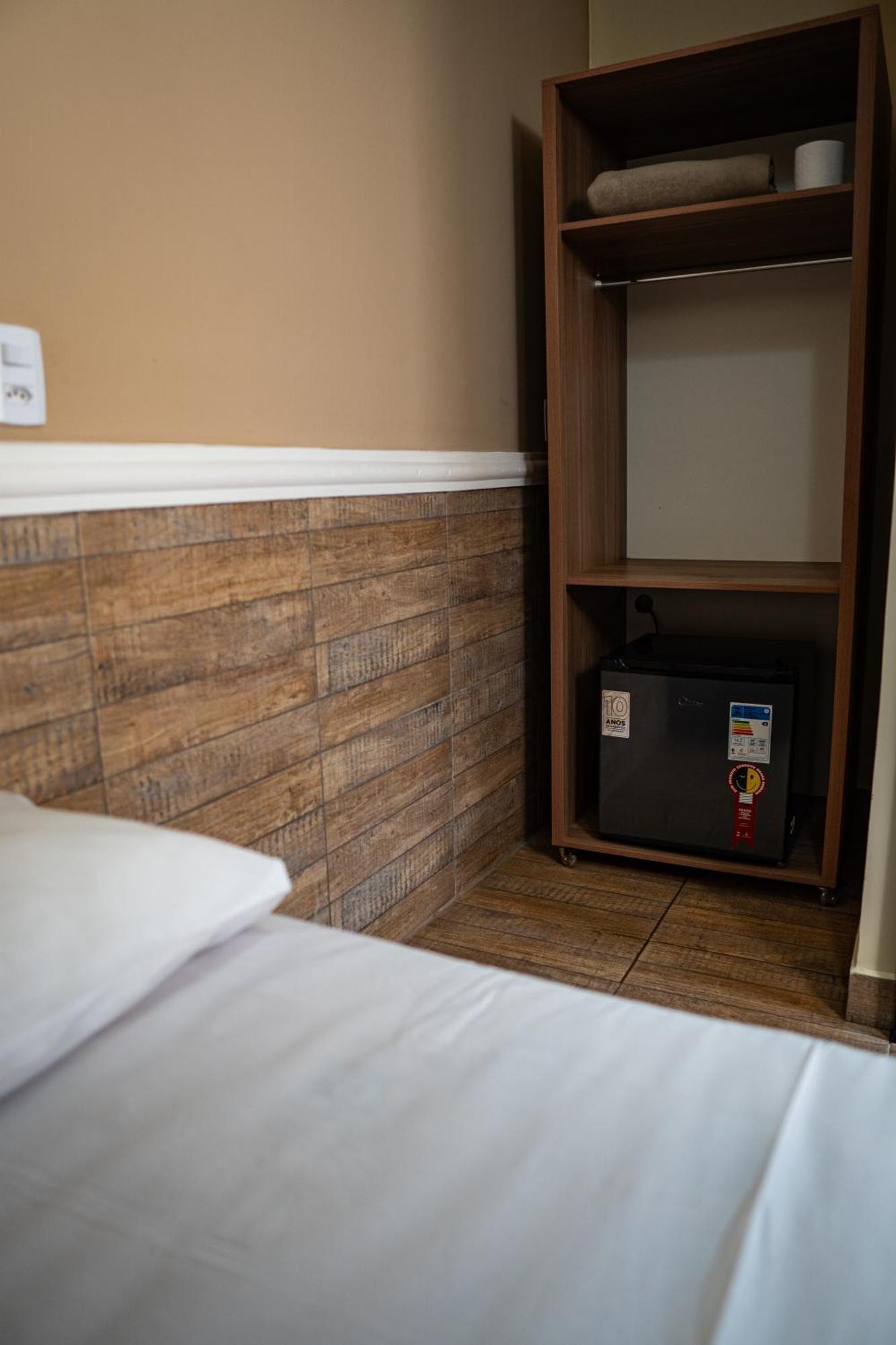 Hotel Nixon Proximo, Rodoviaria, Prefeitura E A Matriz Central Itaí エクステリア 写真